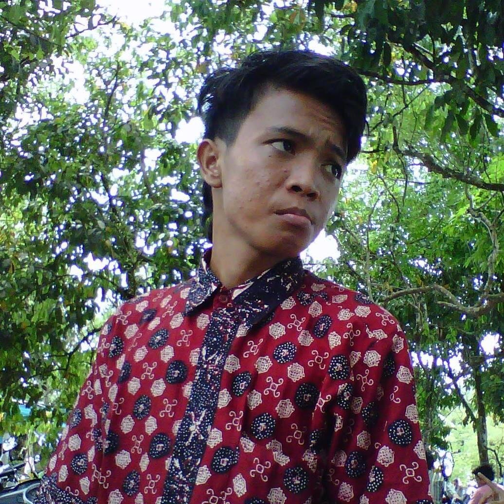 lahir tanggal 24 - 11 - 1994 ,di betung...
tinggal di betung..

(⊙.⊙(☉_☉)⊙.⊙)          (⊙.⊙(☉_☉)⊙.⊙)