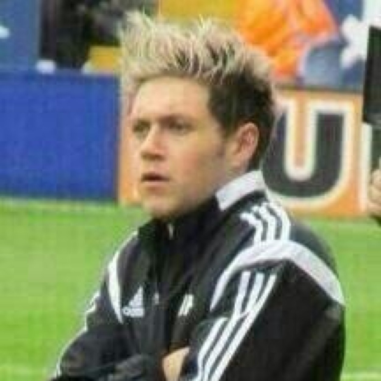 Go follow @niallxhemmoxx because she gave you this free follow!
Ask for a fb!
Please RT!
https://t.co/nTauCVhINi