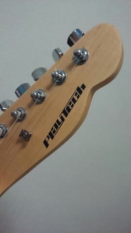 y_ptele's profile picture. 