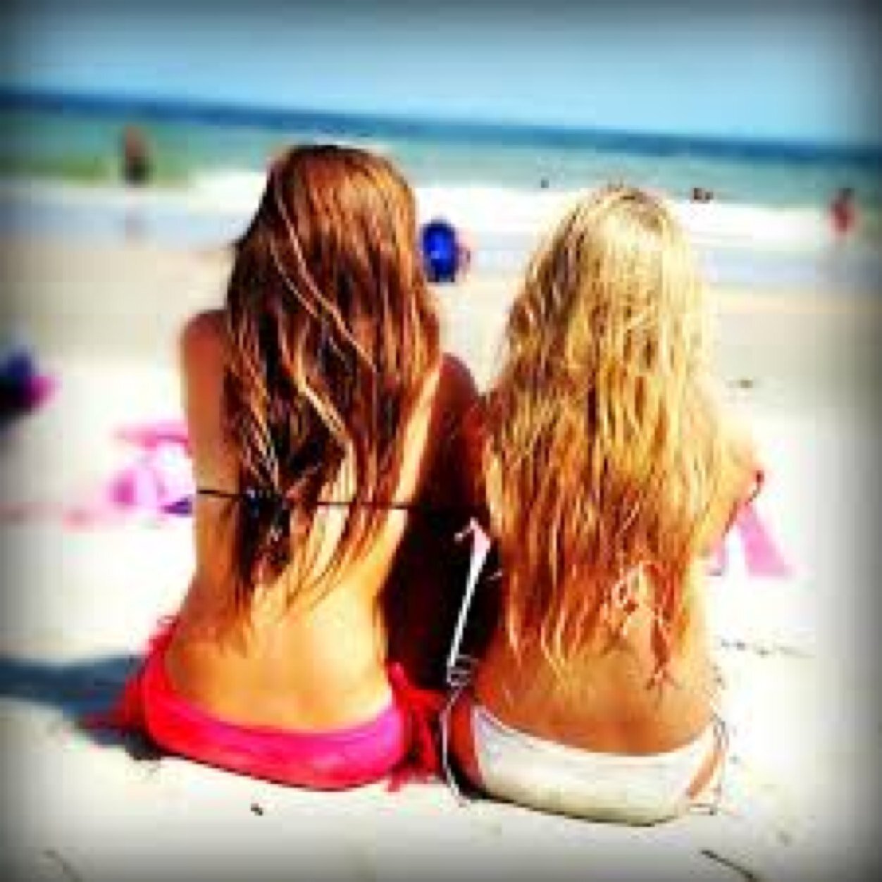 Hot_drunk_basic's profile picture. Excessive tweets about alcohol and boys. #TeamVodka #Single #Bitch