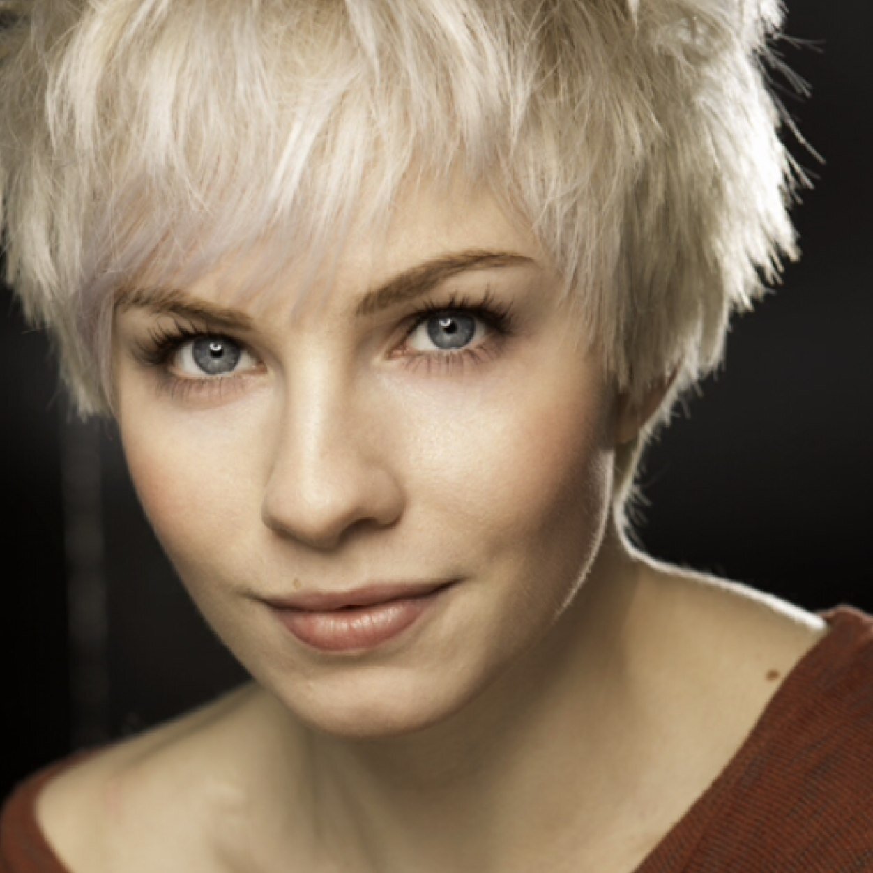 TheGameIsOnSH's profile picture. The daughter of John Watson and Sherlock Holmes. I'm not exactly what they expected.. But I'm nice. Loyal. And a good shot.