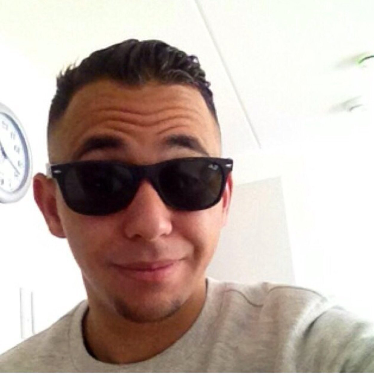 Rapper / zanger / acteur / dm me / instagram : BsalahMusiQ