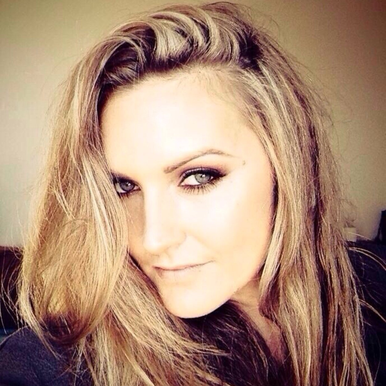 Cassiemakeupart's profile picture. Makeup Artist - Film | TV | Personal | Press Instagram: cassiepollard