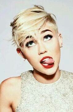 Miley Fuck Me!! @MileyCyrus