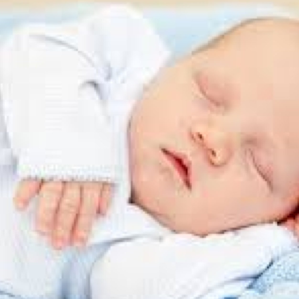 New born baby here. I'm a boy and I'm the son of Hayley an Klaus.