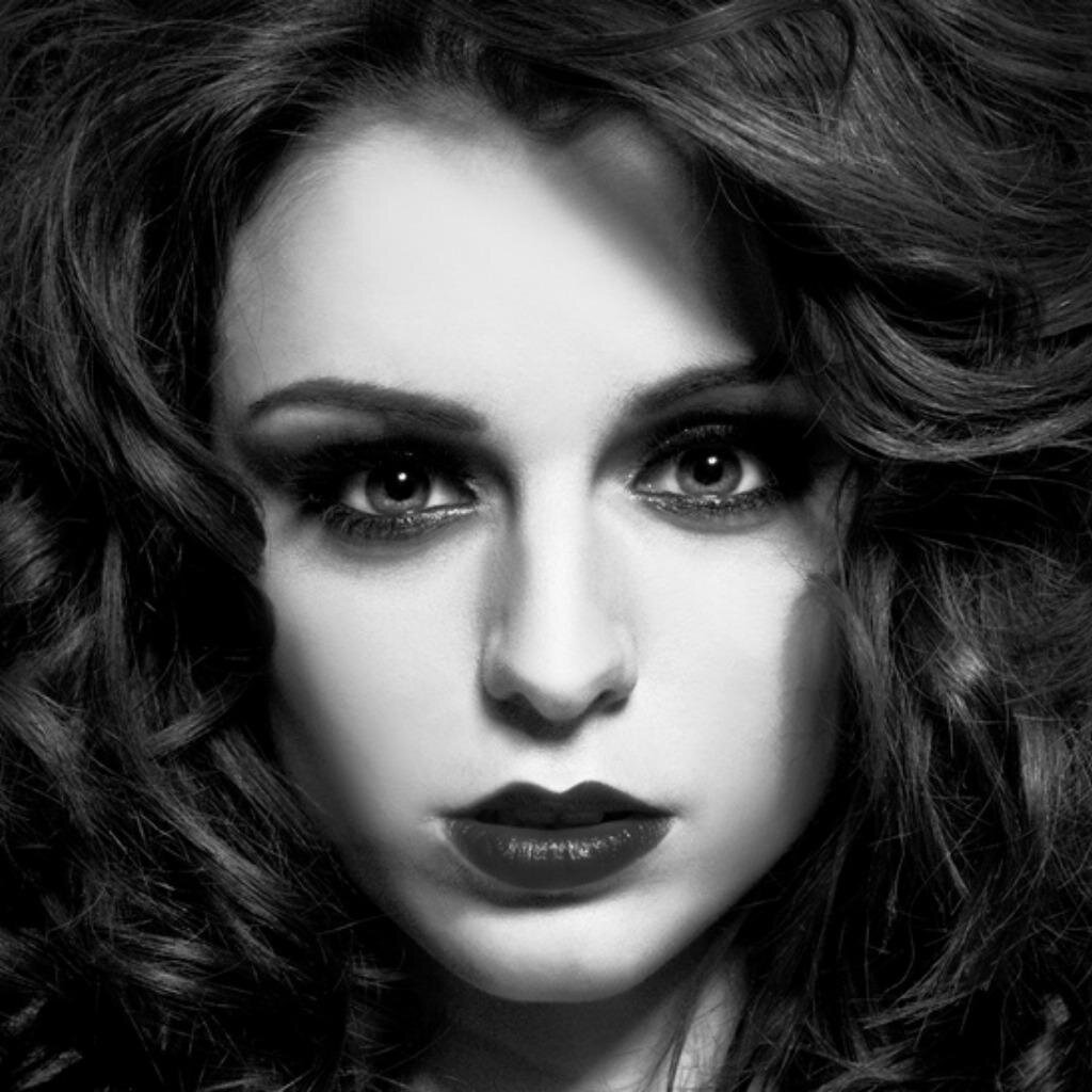 19. Música. Cantar. Violín. Soy el número nueve. Vans. Cher lloyd. Amaia Montero. Ella Henderson. LOVG. Demi.