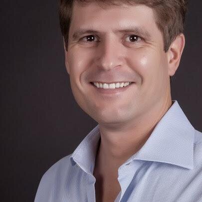 Web Presence Manager focused on a strategic online marketing and communications.