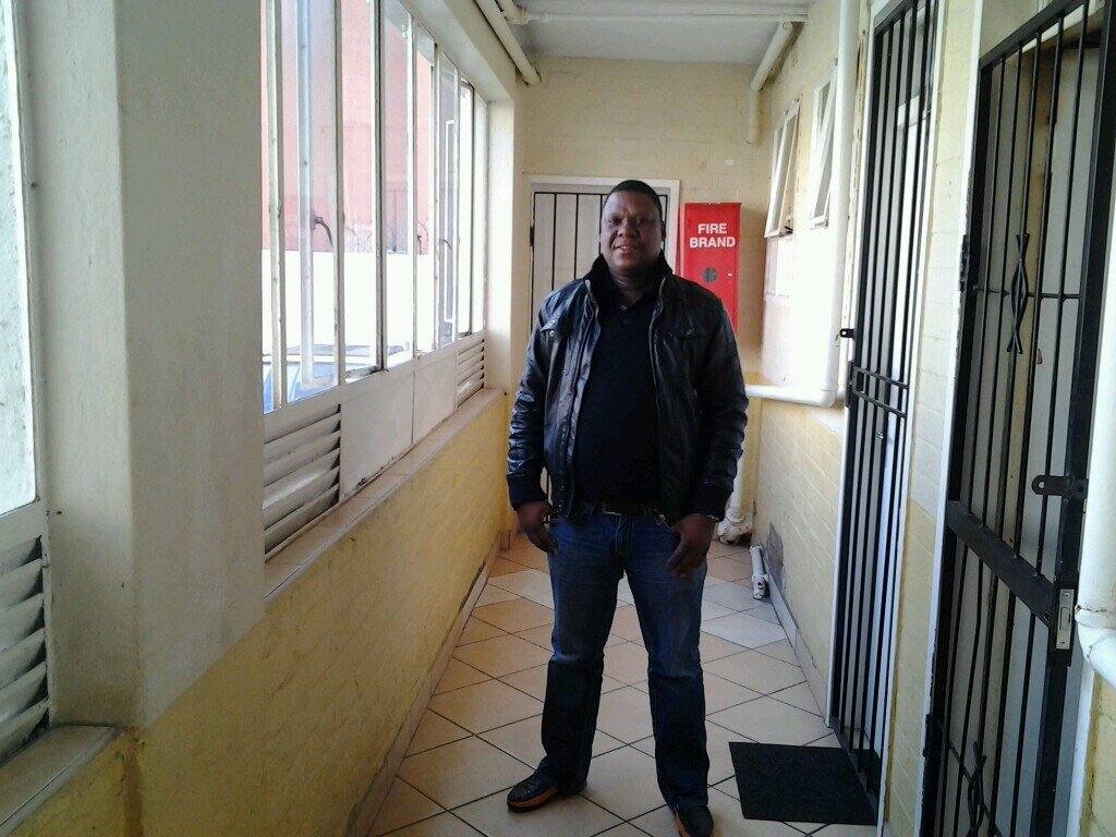 DstvTmosotho's profile picture. 