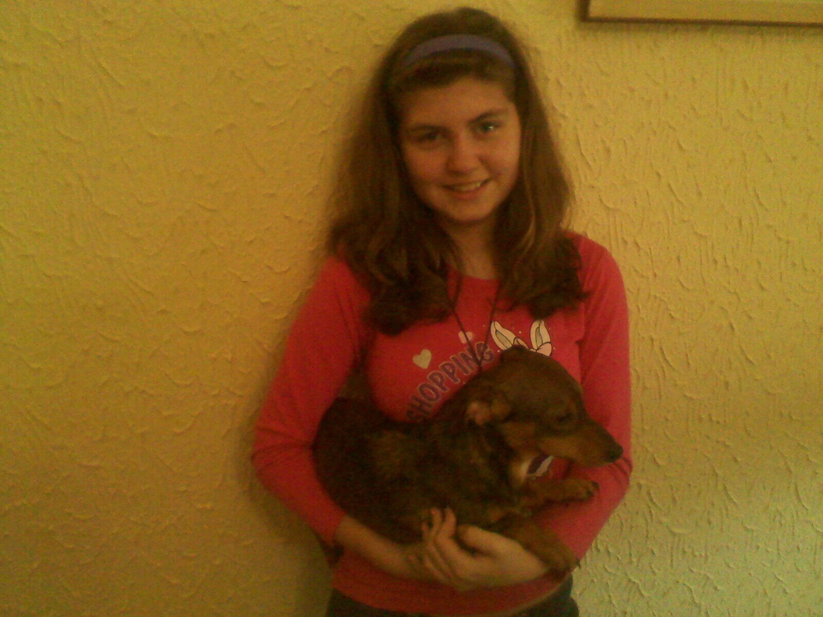 me llamo maría amo a 3personas :my boyfriend my bestfriend and my dog