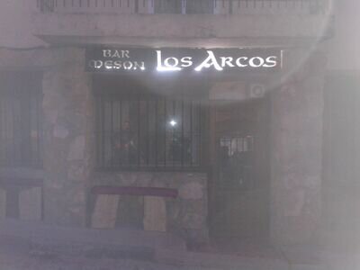 Ven al meson los arcos y disfruta de una cerveza, rodeado de buen ambiente, te esperamos.