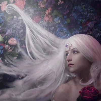 sarahallegra's profile picture. She/her. Artist, photojournalist of the fantastical. Vegan, baby witch, metaphysician. In league with @thatunsinnguy. I battle ME/CFS/fibro and more. #BLM