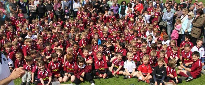 Simple safeguarding: please do not name or identify under 18 year olds in tweeted photos. Any questions, email:
MYMembership@hitchinrugby.com