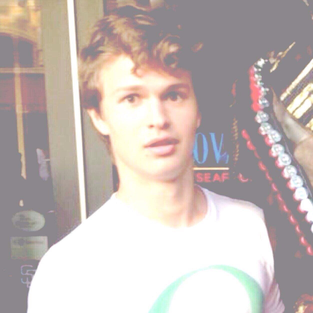 CarterEricksJW's profile picture. a big believer in metaphors