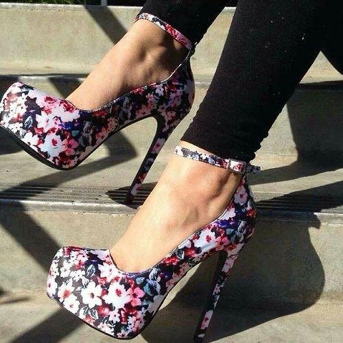 Shoes, we love high heeled shoes!    Want us to create an account like this for your products? Contact us at social@zoombe.com