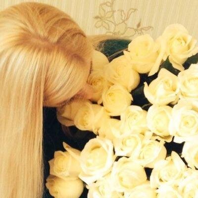 Родилась в замечательном городе. Просто люблю все новое. Как человек я общительная. Хочу жить не обычно.