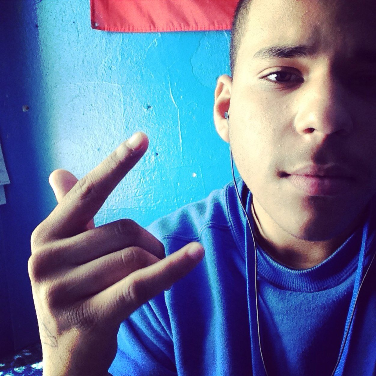 KevLantiguap's profile picture. I Don't Know What The Fuck To Write