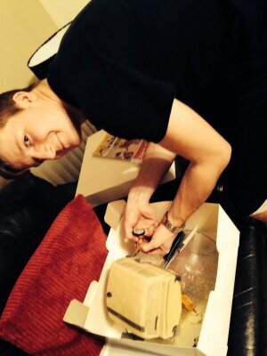 louevs14's profile picture. Love my girl Rea Franklin-Jones :) music is varied: eminem, bmth, mallory knox, jme anyone really xD 
i'm an apprentice in the motor trade 18 years of age :)