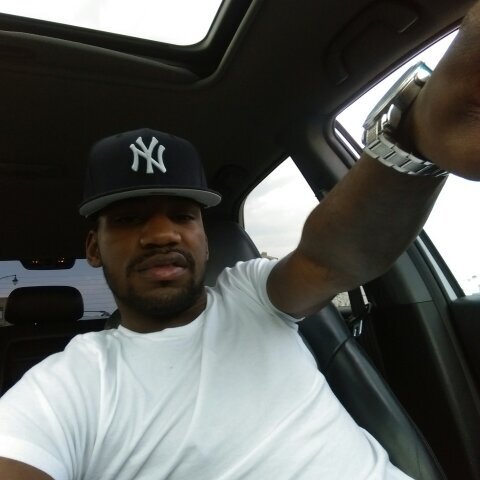 Follow The Leader iG: @ihatekiss_100k
#ForbesList Young LandLord