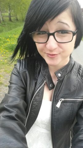 Celschke's profile picture. Uns halten nur die Grenzen, die wir uns selbst setzen.