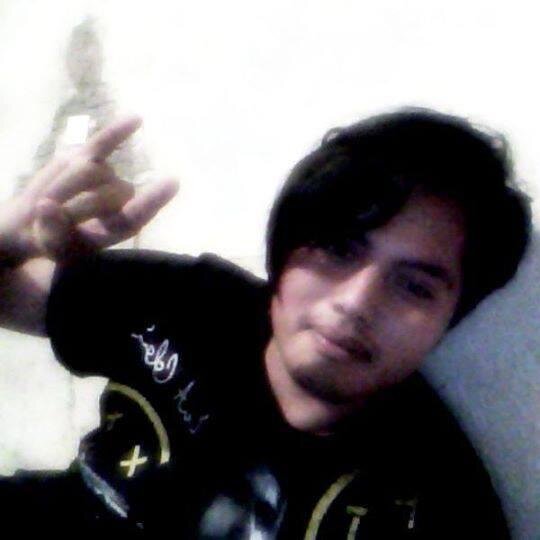 Fxndx de antaño! Creo en JoseCristo! Me cagan los nuevos fxndxs!