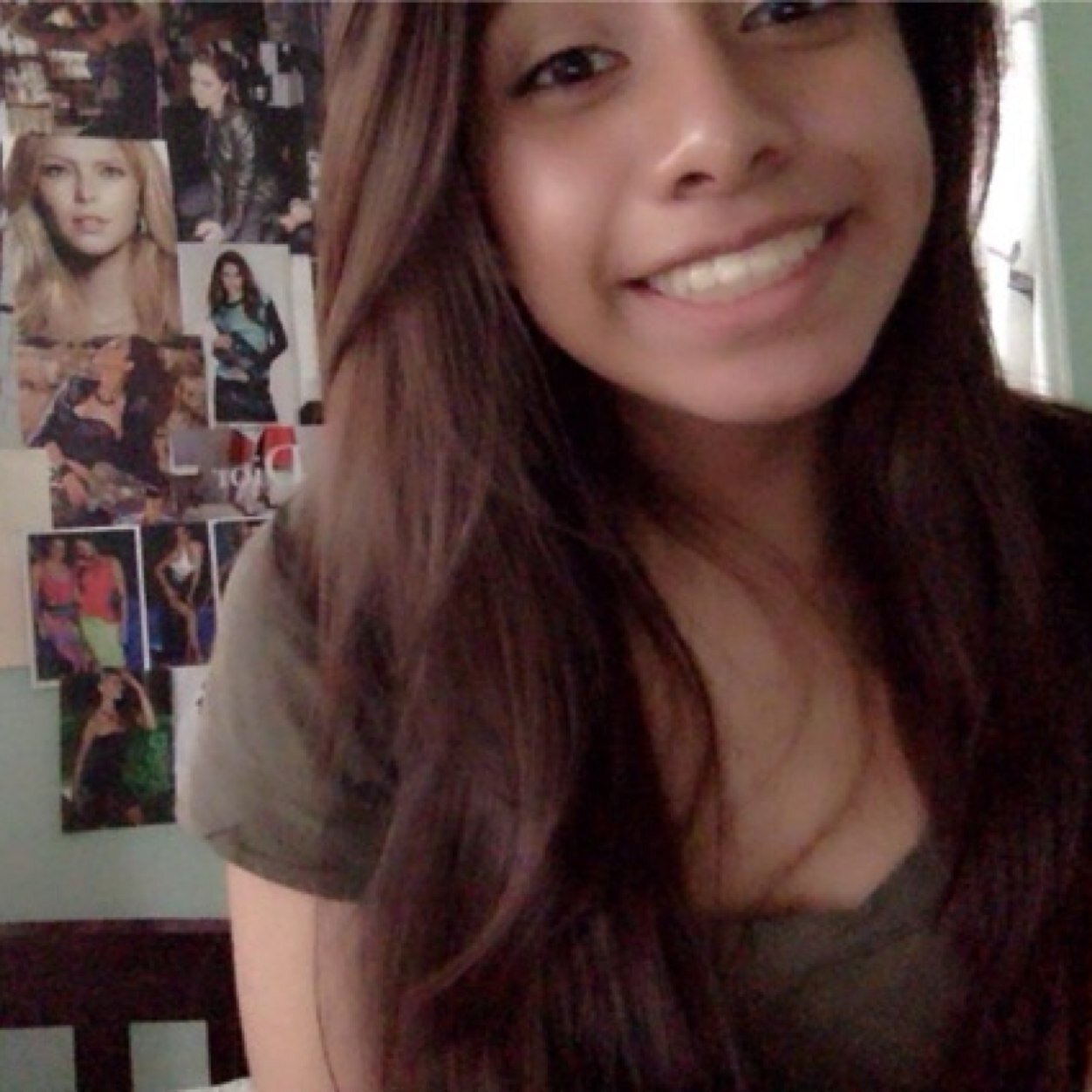 SincerelyAnnieB's profile picture. Better Still, Be My Winding Wheel.