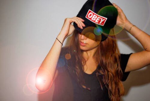 SlyviaLowthorp's profile picture. Ibu :* [v-bar] Im singer bathroom [v-bar] single [v-bar] I have big dreams [v-bar] Make you happy