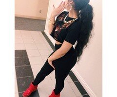 JonaVandervort's profile picture. Hairstylist at Headstart, music lover, doggy mama and lover of everything this beautiful wet coast has to offer :)