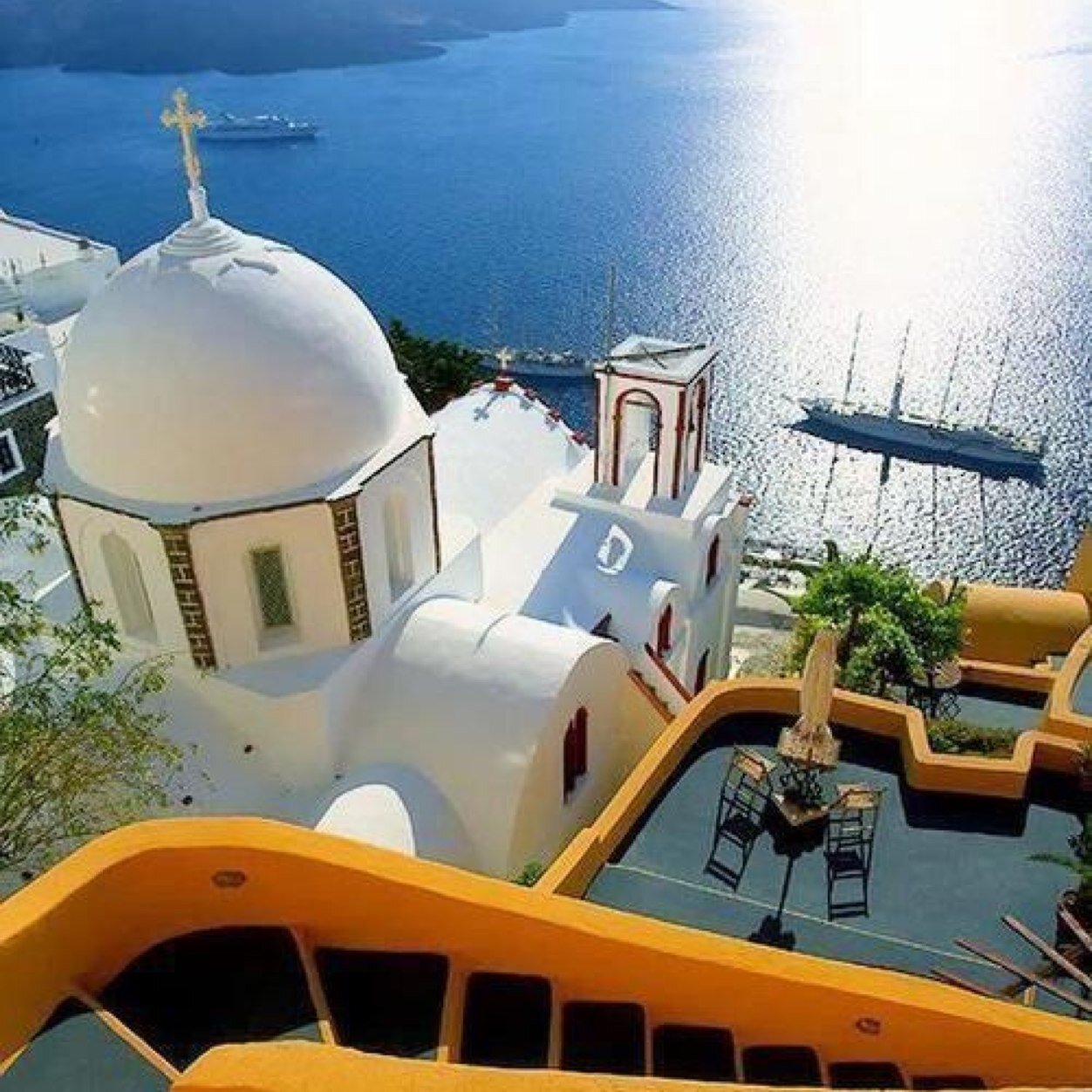 All things Greek. The best photos, stories and news all from Greece. Love Greece, Love Us!