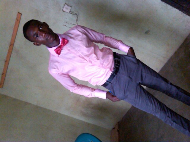 gbolumighty2's profile picture. student..........