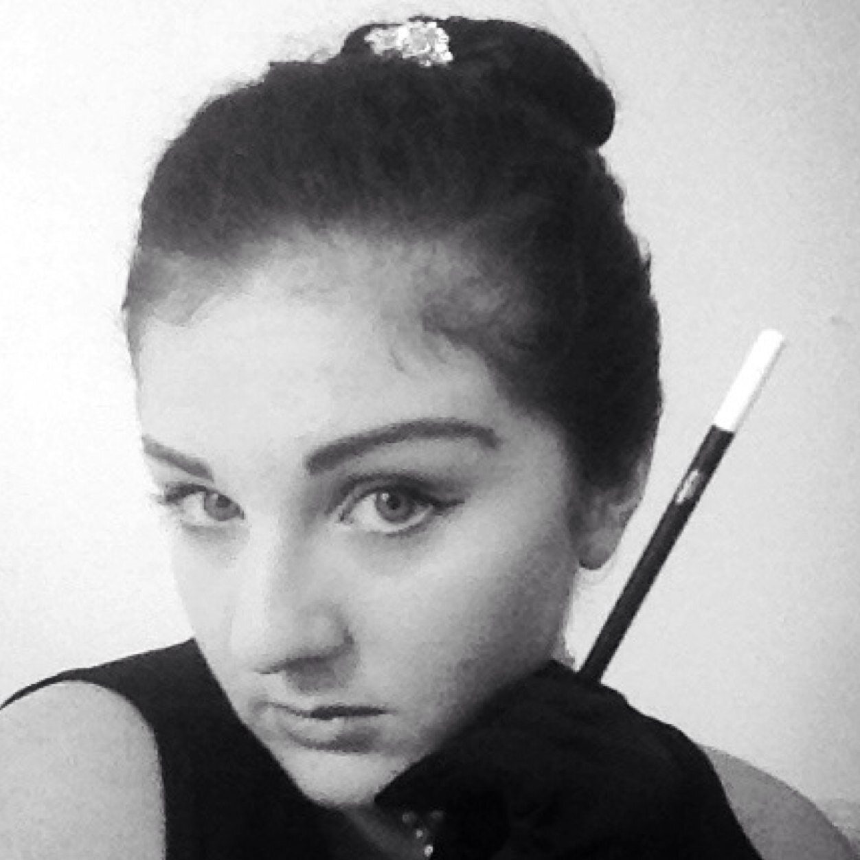 Narcoleptic who sings & sleeps at inapproriate times. Queer daughter who never stopped playing dress up. Usually gallivanting about as  @MoxieDitz!