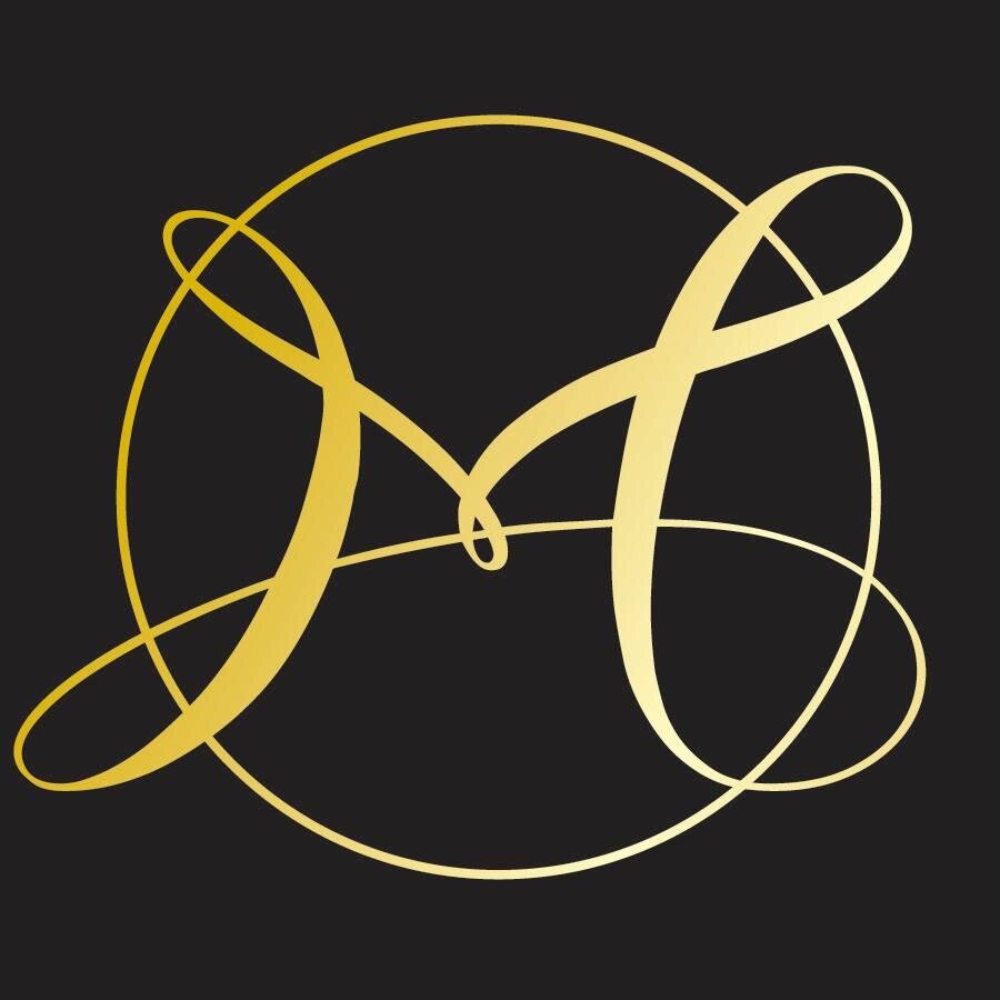 Mariah_Design's profile picture. Owner of Mariah Design Agency, specializing in custom, hand-made wedding invitations, all occasion invites, koozies, apparel, branding and promotional design.