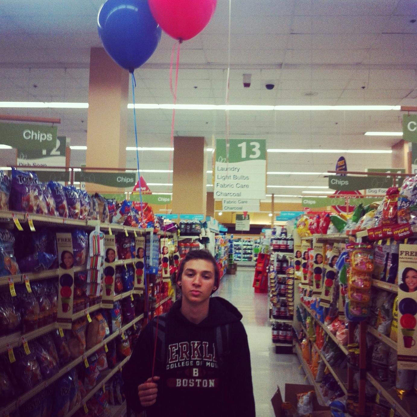 HuguesBert's profile picture. I'm a guitarist based in Boston from Montreal, Quebec, Canadia. Sometimes I do stuff; sometimes I don't.