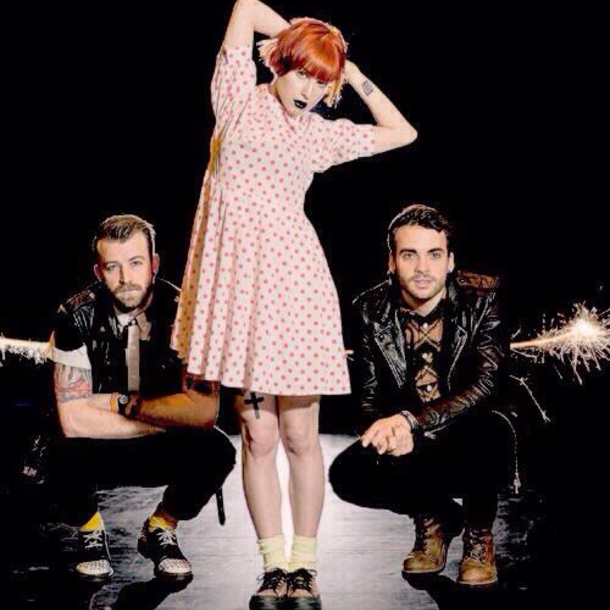 I like bands and books and demi lovato and i drive people insane and i like bands