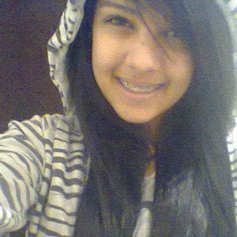 luana2012_s's profile picture. 