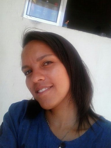 Extrovertida que adora fazer novas amizades