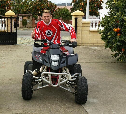 pedronieto1993's profile picture. 