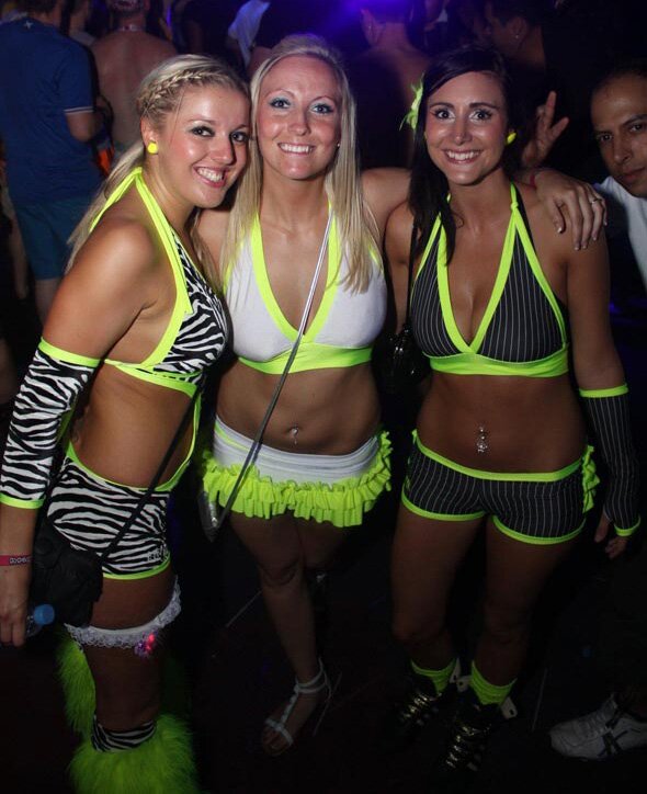 FlorineJacobsma's profile picture. Designer, Drummer, guitarist, DJ, music lover?