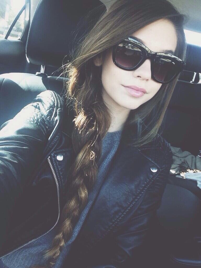 RenitaCortina's profile picture. Myrene/13/MCA'ian/Singer/WeChat:Enerym29/Follower of God                                                                            Follow me :)