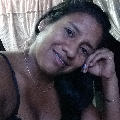 Soy una mujer rumberisima, dedicada a mi trabajo y a mis dos amores que son mi hija y mi sobrino