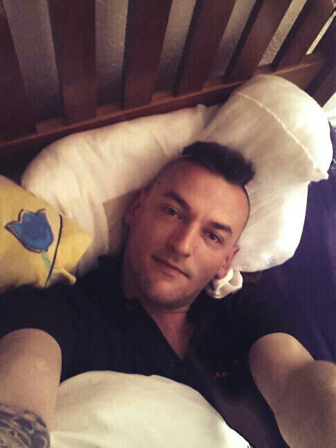 About me:  My name is Tomasz. I'm 29. I like horror movies and thriller. I'm Barista. I love making coffee for my friends.
