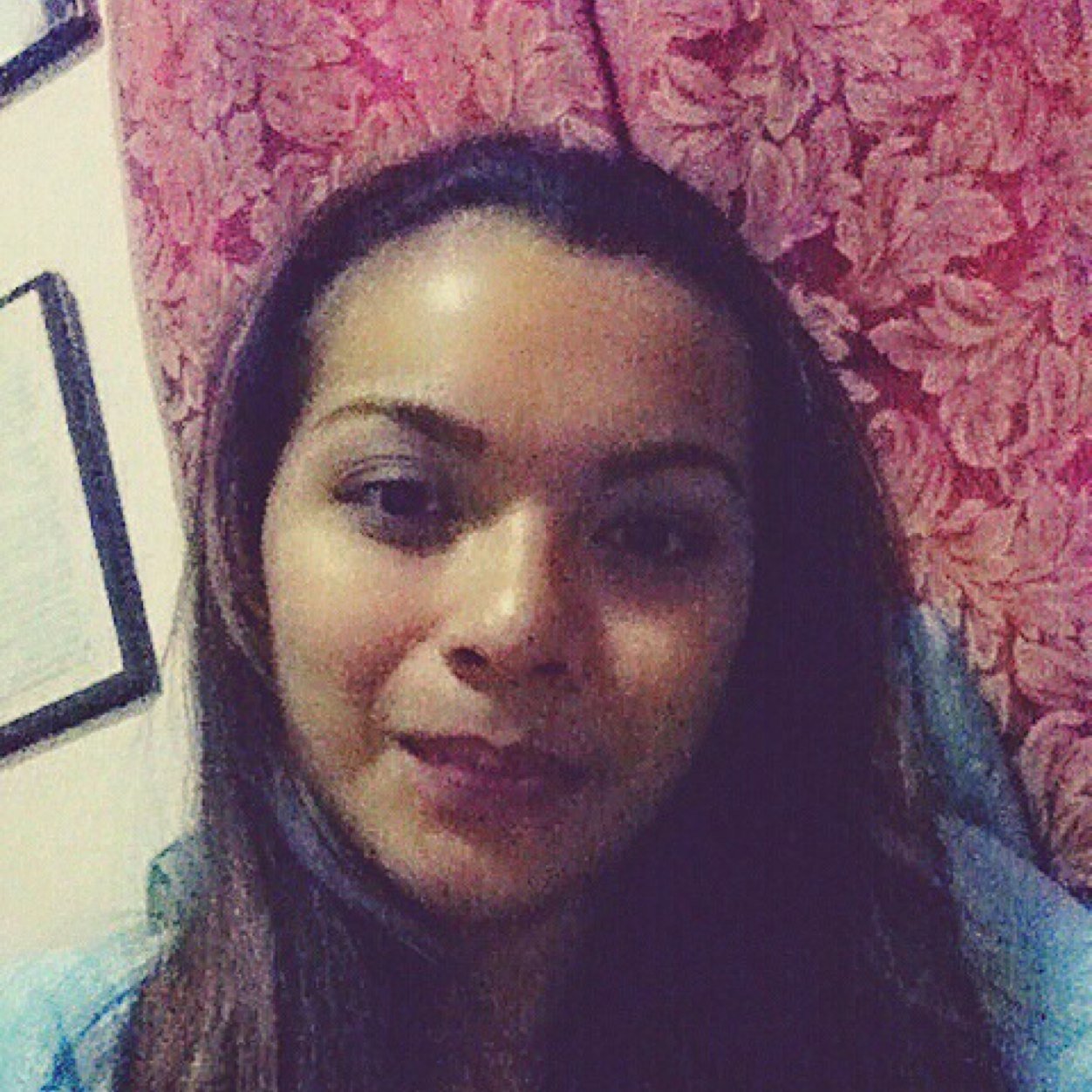 phoebetols's profile picture. 