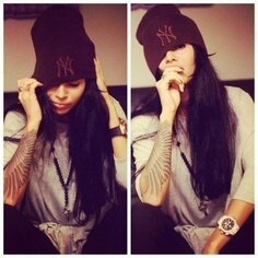 EvitaAlessio's profile picture. all i know is that music is my therapy and mario makes me happy. ΓÖí