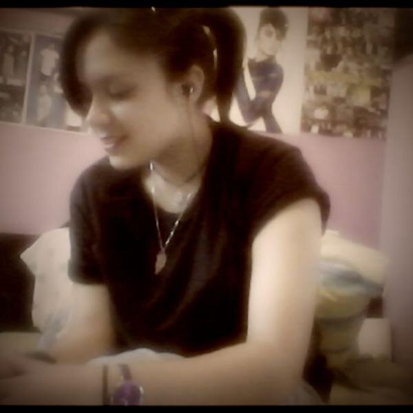 ♥HI I'am 5sosFam Brat ♥ i love play the guitar♥ @5SOS ♥ @onedirection ♥ @LittleMix  ♥ @ddlovato ♥ @CherLloyd ♥ Follow me; follow back♥