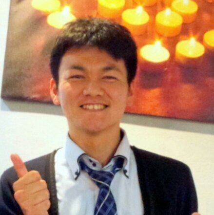 IT関係のヘルプデスク勤務。運動、アニメ、ゲーム、猫好き、なややオタクパパです。ビジネス、教育、食に関心があります。ご縁があって格安SIM代理店、Cポンインフルエンサー、参政党員っていう側面もあったりする、多方面に全力な４０代です。