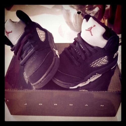 JessicaMckune's profile picture. Sleepyhead [v-bar] Just the way I am. I love music so I'm INTO music.