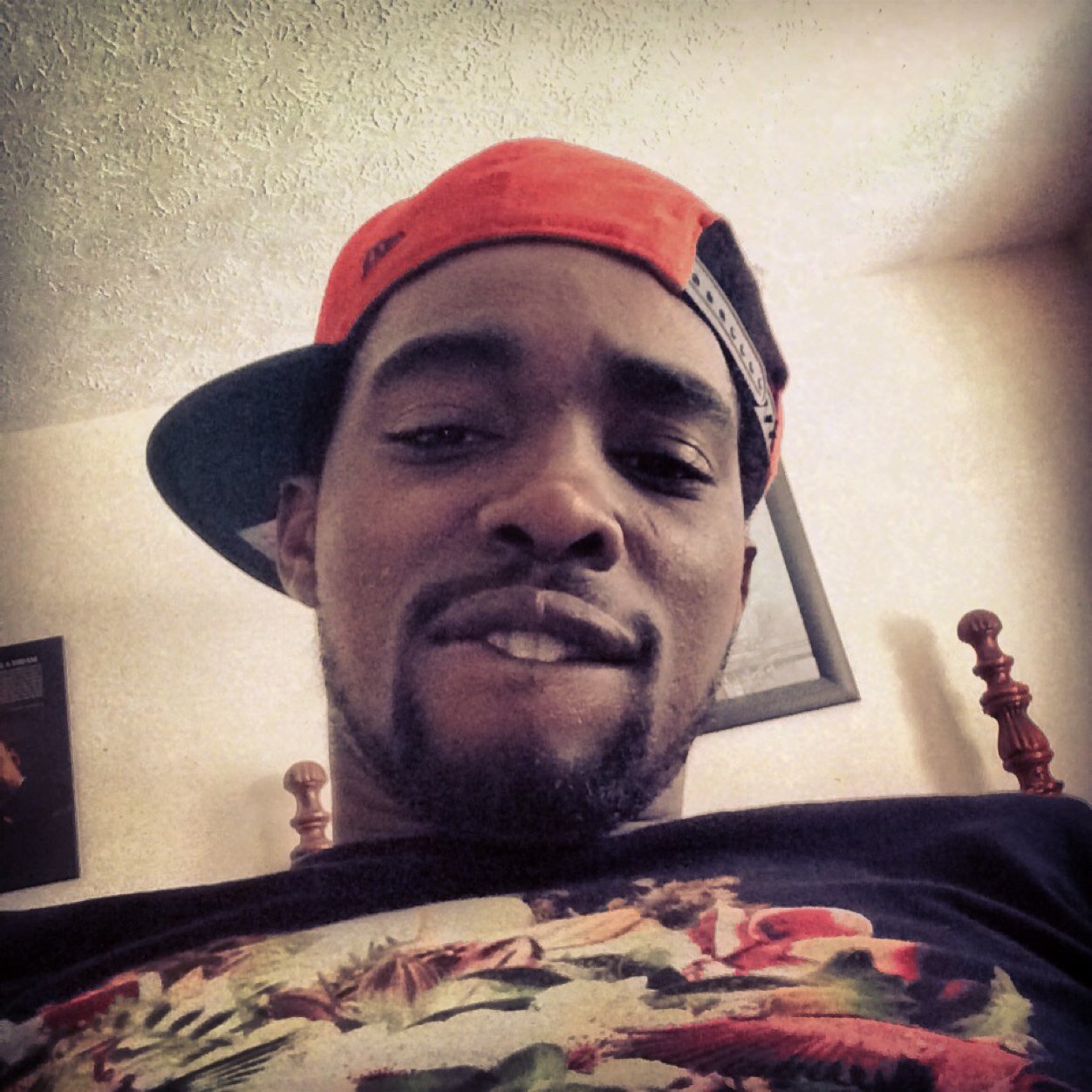 im riden for the niGGas in my corner, mama always said walk wit ya head up an ya feet flat...