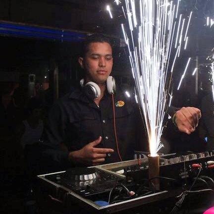 dj world music  con mas de 10 años de experiencia en cualquier tipo de eventos 
Booking: 
+5491128480303 
@djedwardmartinez