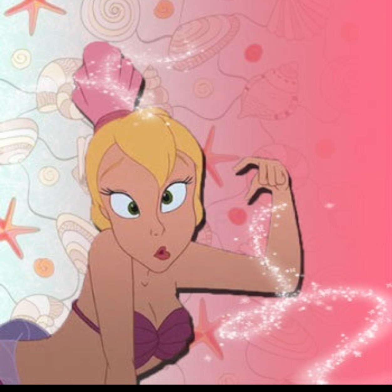 I'm Andrina, daughter of King Triton and I love exploring, and swimming with dolphins!
{rps as human and mermaid}