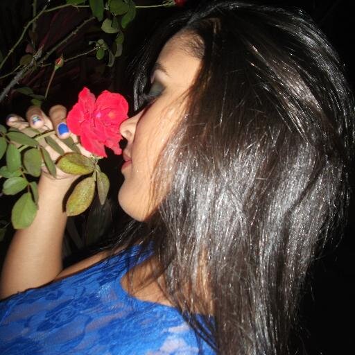 tatah_vampirina's profile picture. fã de Evanescence,amo pizza falo muito e quase nao falo,nas horas dificeis e q se ver os amigos de verdade....divertida as vezes deprimida...