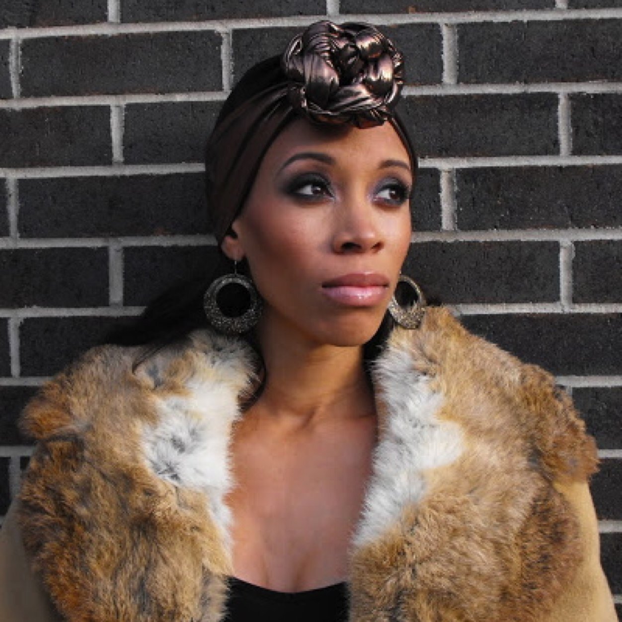 MyCrowningJewel's profile picture. We bring fashion to function with our head wrap Jewels.  
    A Queen deserves a crown...